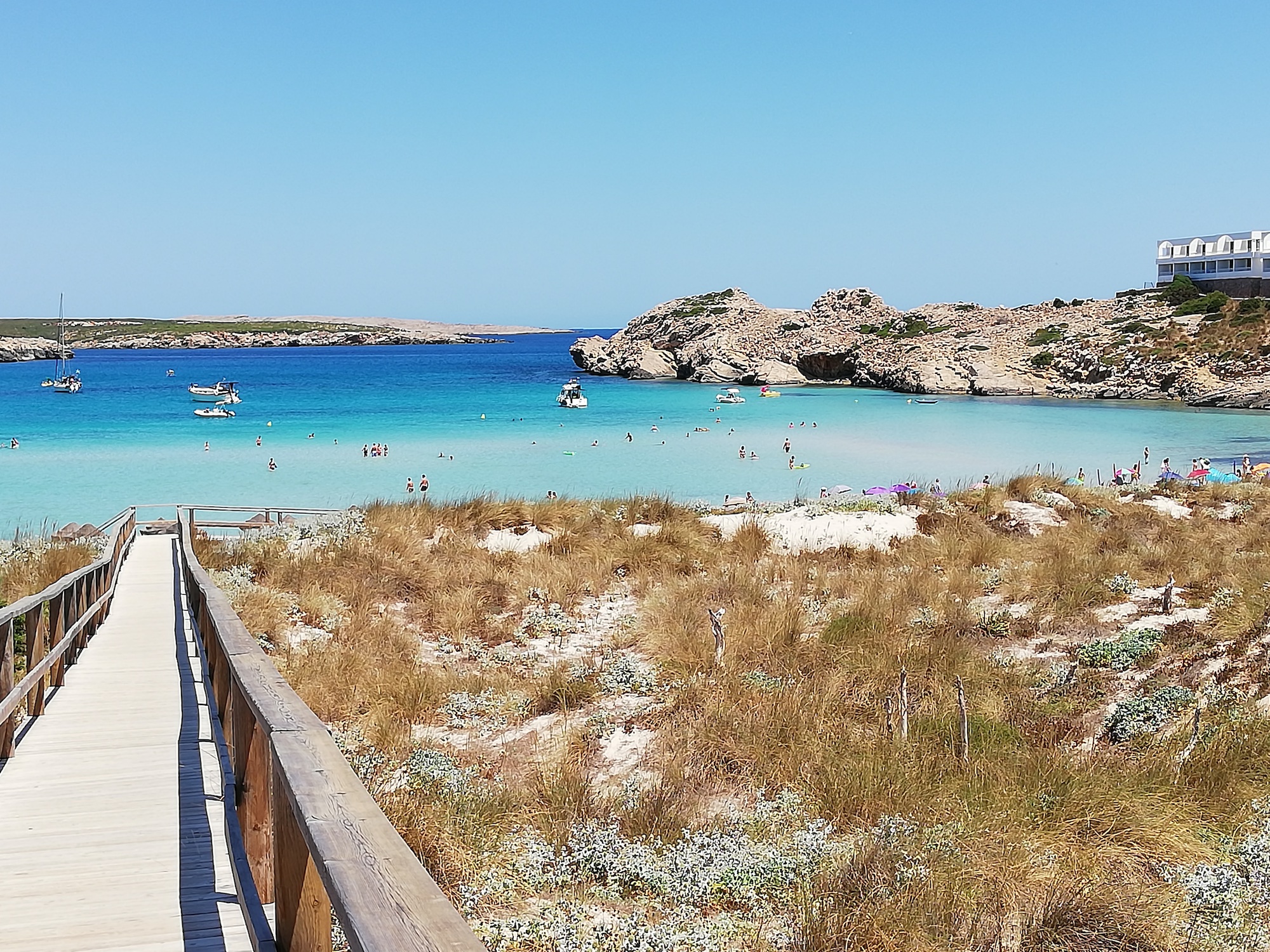 Son Parc: la passerella che attraversa l'area protetta delle dune e conduce alla spiaggia