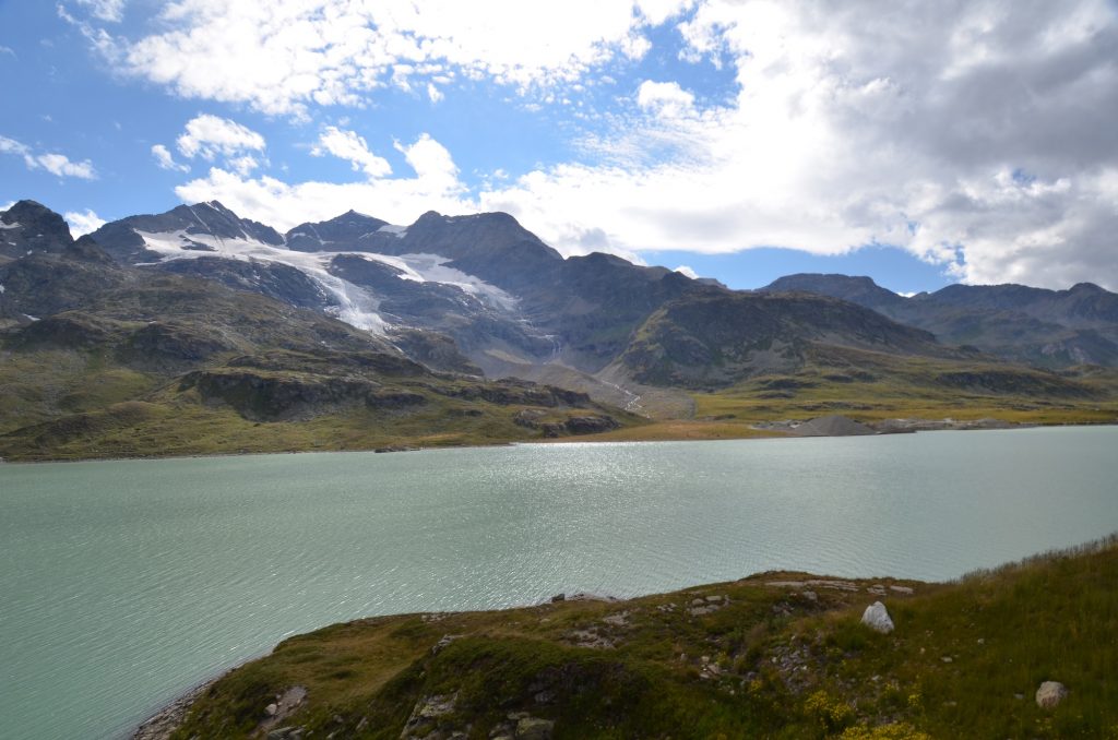 Il lago, i pascoli e... il signore dei ghiacci!