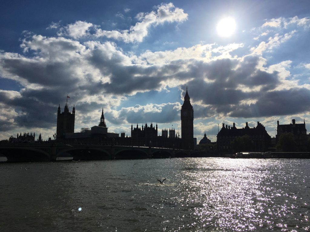 La magia di Londra vista dal Tamigi: uno skyline indimenticabile...